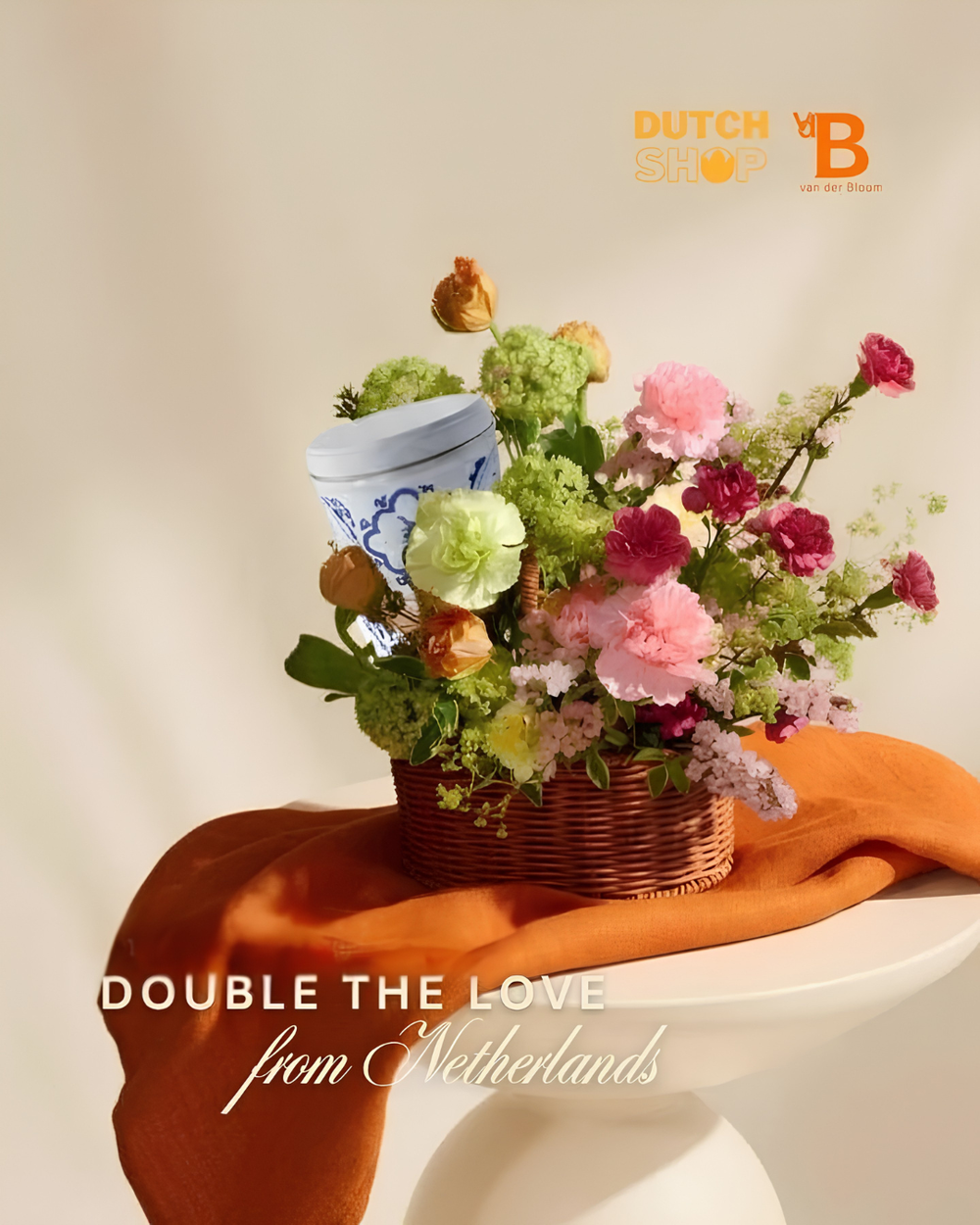 Fresh Blooms & Premium Stroopwafels (230 gram)